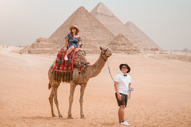 2 hrs Unique Photo session (PhotoShoot) at the Pyramids of Giza - The Photos and Their Value