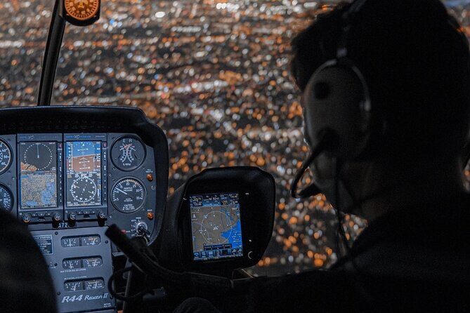22 minsTokyo City Lights Helicopter Tour : Skytree+Asakusa - The Itinerary: What You’ll See