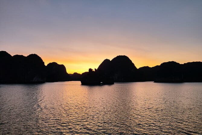 2D1N in less tourist area cruise with 5-10 pax, kayaking, biking - Practical Considerations and Tips