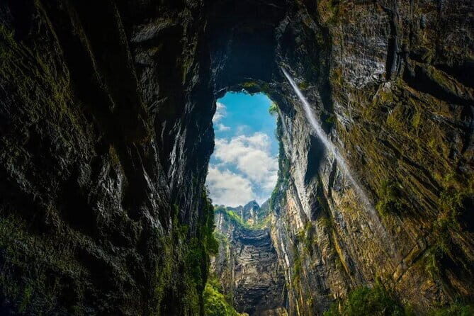2Day Wulong Karst Park+Dazu Carvings World Heritage Private Tour - The Sum Up