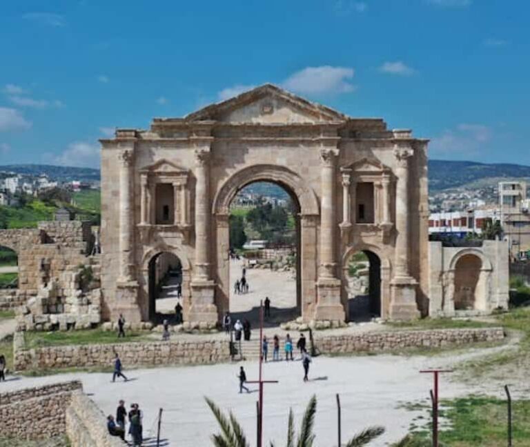 3-Day Customizable Tour from Amman: Petra, Wadi Rum&Dead Sea - Transportation, Logistics, and Value