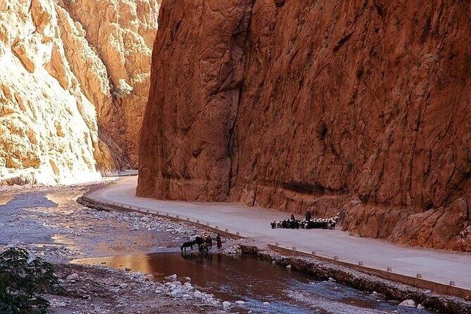 3 Days Marrakech Desert Tour, Luxury Camp, Camel Trekking Tour - Exploring Ait Ben Haddou: A UNESCO World Heritage Site