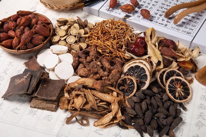 3-Hour Herbal Wholesale TCM Market and a Local Wet Market Tour - Authenticity and Cultural Significance