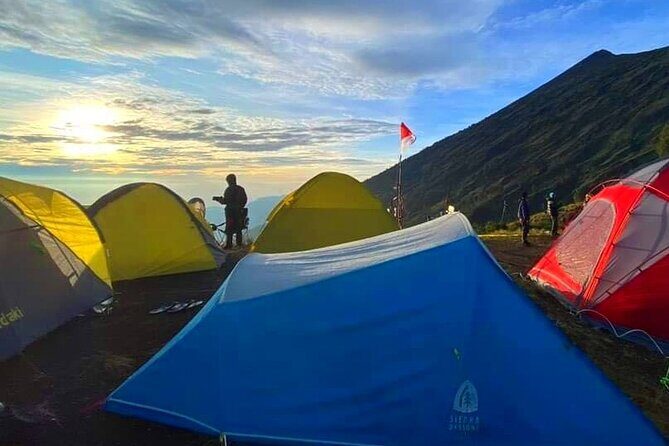 3D 2N Mount Rinjani Trekking Tour To Summit And Lake - Authentic Experiences and Real Reviews