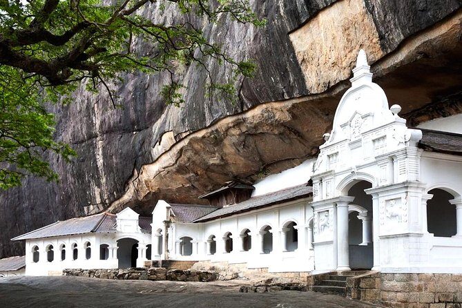 4-Day Essence of Sri Lanka Tour - The Practical Aspects