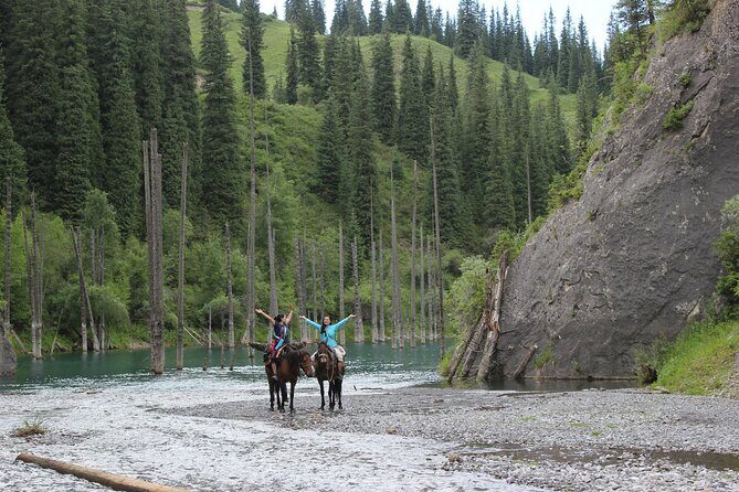 4-Day Private SUV Tour from Almaty - The most beautiful Sights - Practical Considerations and Value