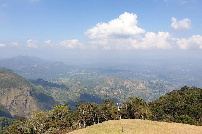 4 Days of Discovery and Delight in Sri Lanka - Day 3: Spectacular Vistas, Iconic Train Ride, and Colonial Heritage