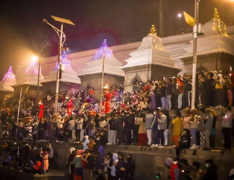 4 UNESCO : Pashupatinath, Boudhanath, Patan, Bhaktapur Tour - A Closer Look at the Tours Highlights