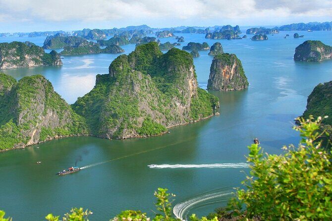 5-Day North Vietnam: Hanoi -Halong Bay -Ninh Binh-Sapa from Hanoi - Transportation, Accommodation, and Value