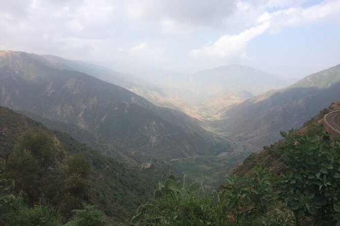 5-Day Northern Ethiopia Tour : 3D Simien Mountains Trek & Axum. - Day 2: Passing Shire and Travel to the Mountains