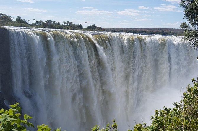 5 Day Victoria Falls and Hwange National Park Accommodated Tour Safari - Day 1: Welcome and Sunset on the Zambezi