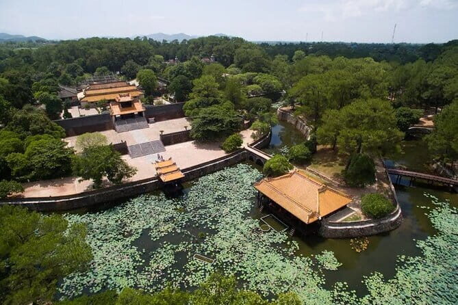 5 days Center Vietnam Package Tour with Danang Hue and Hoian - Day 2: From Danang to Hue — A Cultural Journey
