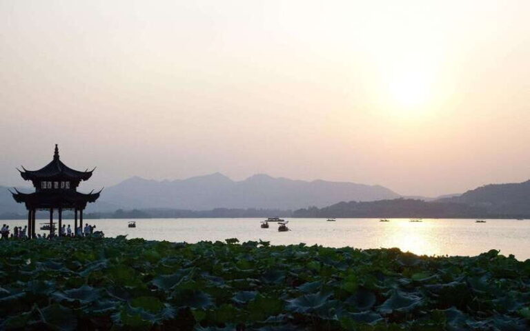 6-Day Shanghai, Suzhou & Hangzhou Iconic Sights Tour - Exploring Hangzhou’s Serenity