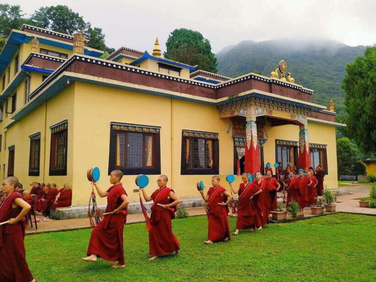 7-Day Buddhist Monastery Retreat in Kathmandu - The Daily Routine and Schedule