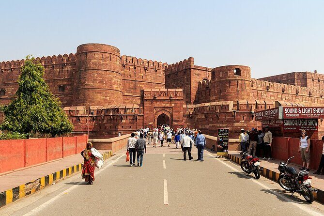 7 Day Golden Triangle Tour { Delhi Agra Jaipur Tour } - The Itinerary in Detail