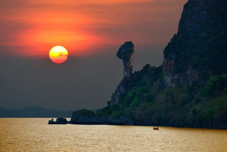 7 Islands sunset tour plus bioluminescent plankton + BBQ - What Makes This Tour Stand Out