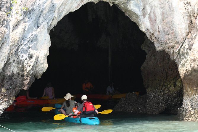A full day exploring kayaking 3 islands (Talabeng sea cave) - Why This Tour Works Well