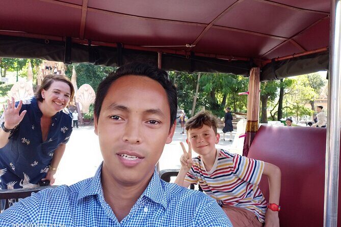 A Full Day Tour for Royal Palace, S21, Killing Fields & More - Practical Considerations