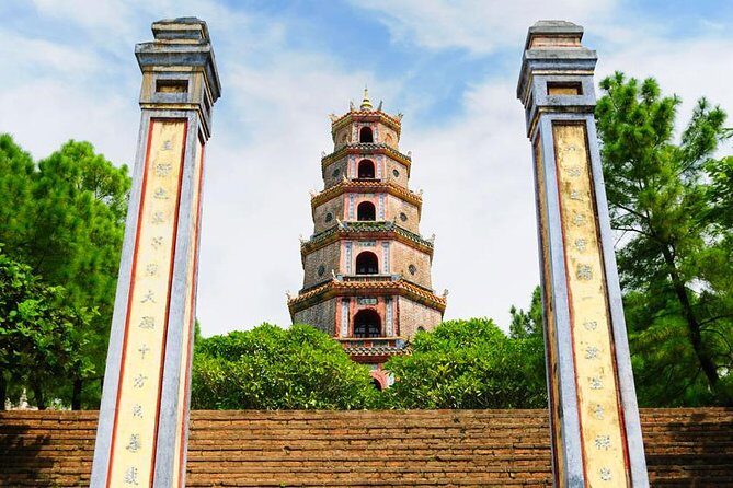 A Glimpse of Hue Tour - The Forbidden Purple City