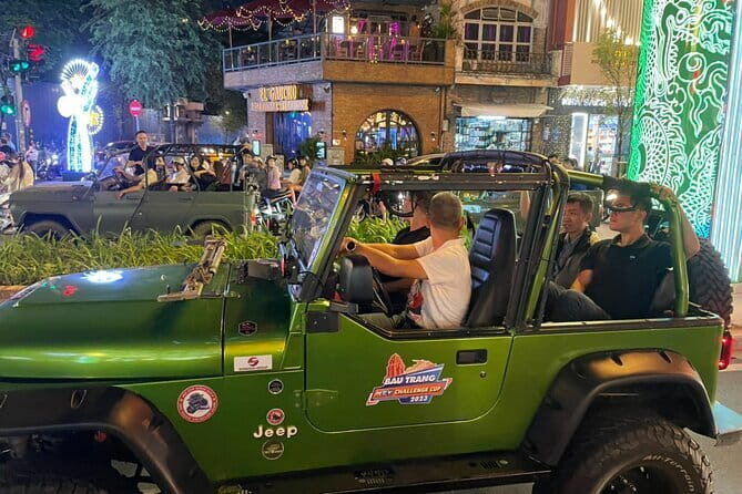 A Glimpse Of Saigon Jeep Night Tour with Dinner - What Makes This Tour Special
