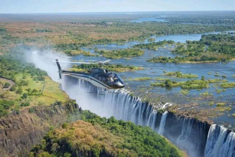 A Helicopter flight Over the Victoria falls - Who Should Consider This Tour?