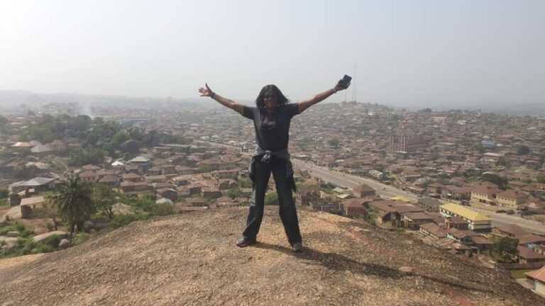 Abeokuta: Day Trip to Olumo Rock and Adire Market - The Olumo Rock Climb and Its Significance