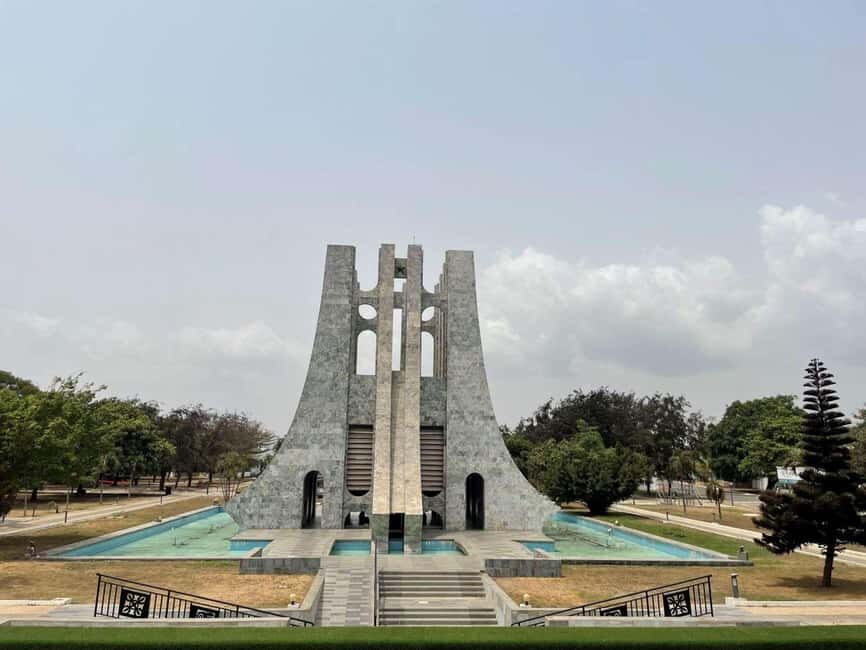 Accra: 2-Day Guided Tour from Accra to Kumasi and Cape Coast - Cape Coast: Historic Castles and Rainforest Wonders