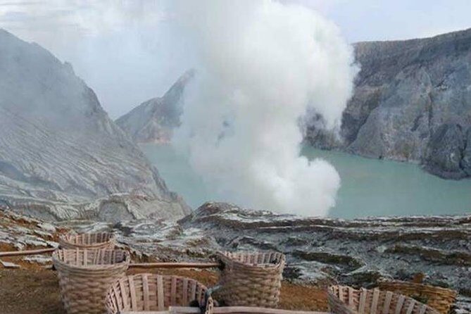 Active Volcanoes Bromo and Ijen - Start Surabaya 3 Days and 2 Nights - What Sets This Tour Apart?