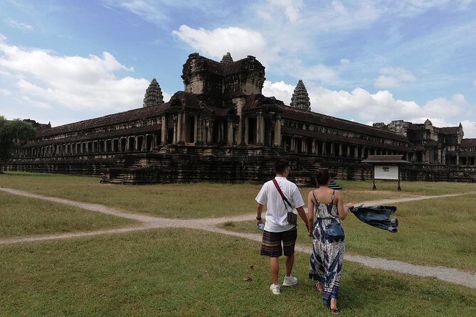 Afternoon Angkor Wat Private Tour with Sunset - Authentic Experiences and Practical Tips