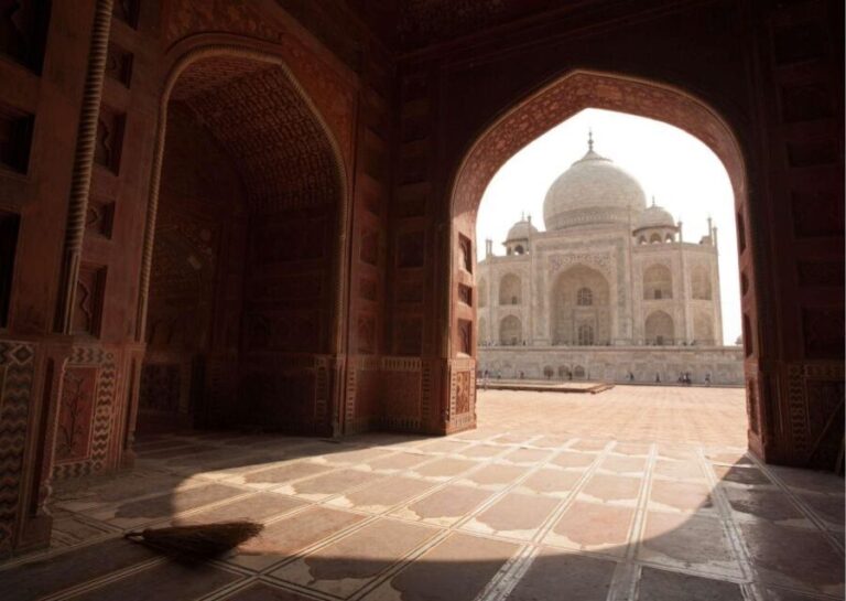 Agra: Complete Taj Mahal Skip-the-line ticket & Guided Tour - How You’ll Experience the Monument