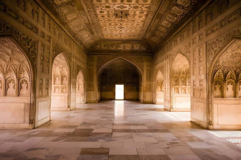 Agra: Skip The Line Taj Mahal & Agra Fort Tour with Transfer - Who Will Love This Tour?