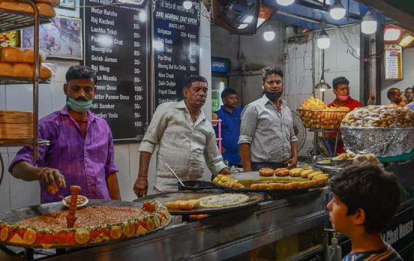 Agra: Street Food Walking Tour, Spice Market, & Tuk-tuk Ride - Analyzing the Tour’s Value