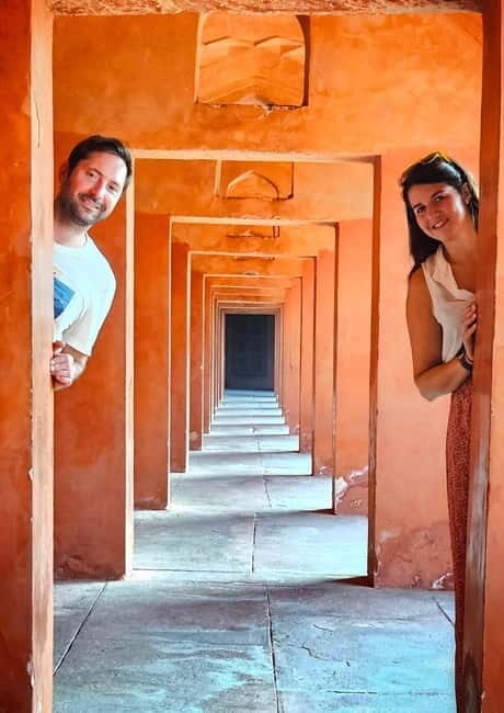 Agra: Taj Mahal and Agra Fort Skip-the-Line Guided Tour - Exploring Agra Fort: A Fortress with a View