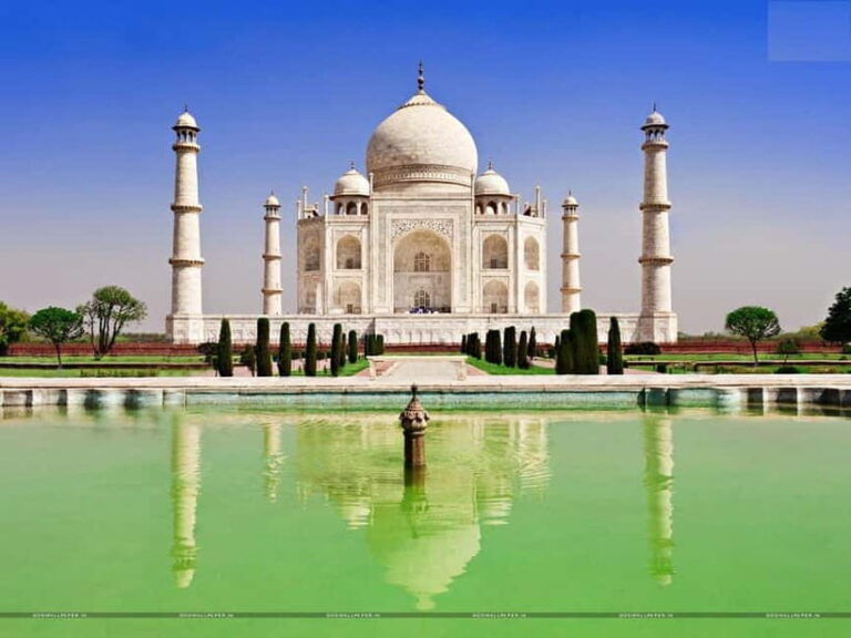Agra: Taj Mahal and Mausoleum Guided Tour with Skip-the-Line - Visiting the Inner Mausoleum