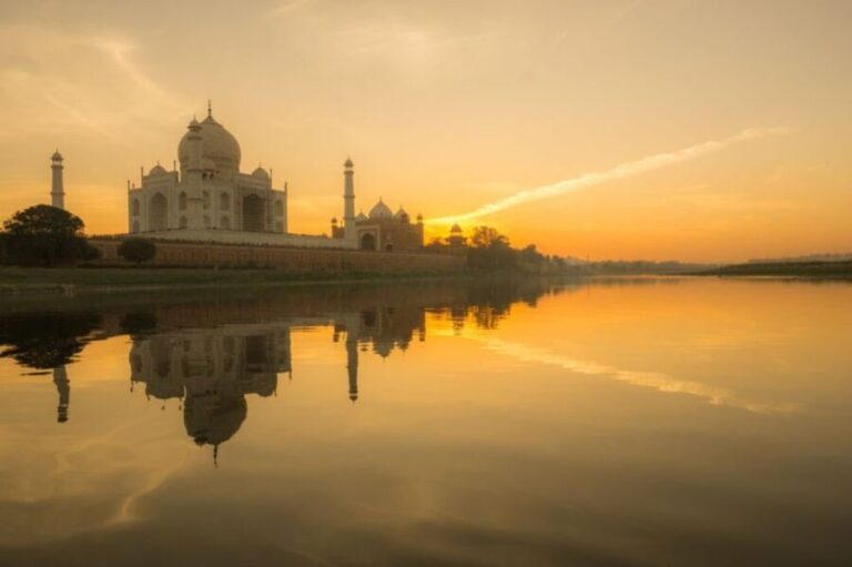 Agra: Taj Mahal and Mausoleum Tour with Skip-the-Line Entry - Breakfast and Local Flavors: Starting the Day Right