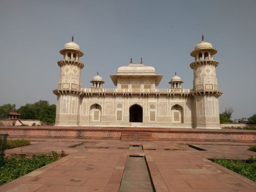 Agra: Taj Mahal Sunrise and Agra Fort Guided Day Trip - Practical Considerations