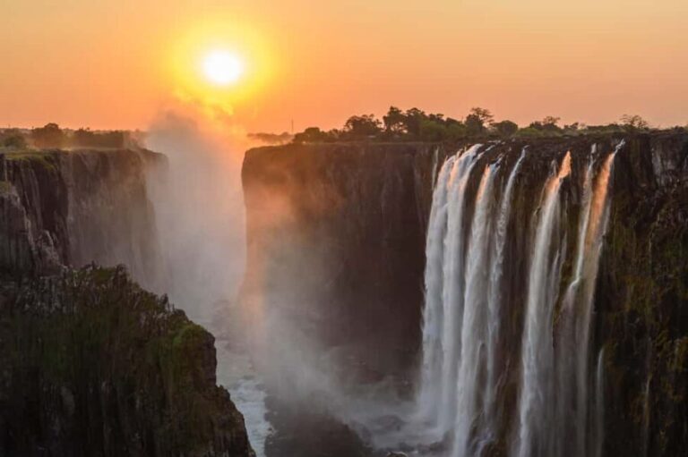 Airport Transfer, Zimbabwe & Zambia Tour Of The Falls - Key Points