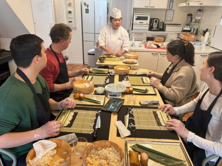 AKEMI's SUSHiKiTCHEN: A fun sushi cooking lesson in Tokyo - Authenticity and Cultural Insights
