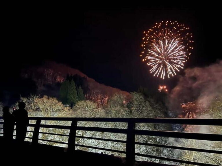 Akita-Yuzawa: Winter Night Tour with Igloos & Giant Icicles - Authenticity and Cultural Value