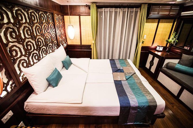 All inclusive Bhaya 2-Day Halong Bay Tour - The Second Day: Caves, Tai Chi, and Bay Views