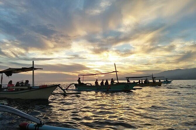 All inclusive Lovina Dolphins Sunrise tour, Waterfall & Temple - Hiking and Photos at Git Git Waterfalls