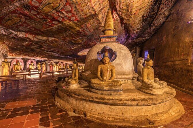 All Inclusive Sigiriya and Dambulla Private Day Tour from Colombo - The Golden Temple of Dambulla