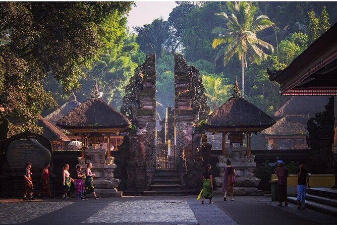 All inclusive Ubud private tour - The Sacred Monkey Forest Sanctuary