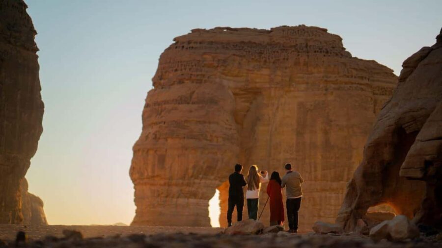 AlUla: Elephant Rock and Hidden Gems Private Tour - The Hidden Gems of the Old Town
