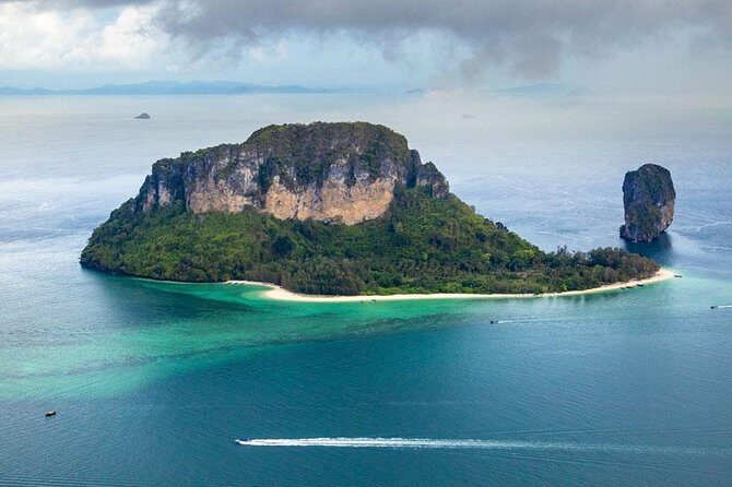 Amazing Krabi 7 Islands One Day Snorkeling Tour By Big Longtail Boat - What the Tour Includes and Omits