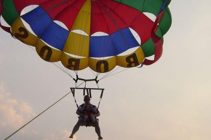 Amazing Parasailing Trip in Hurghada Including Transfers - What Makes This Tour Special