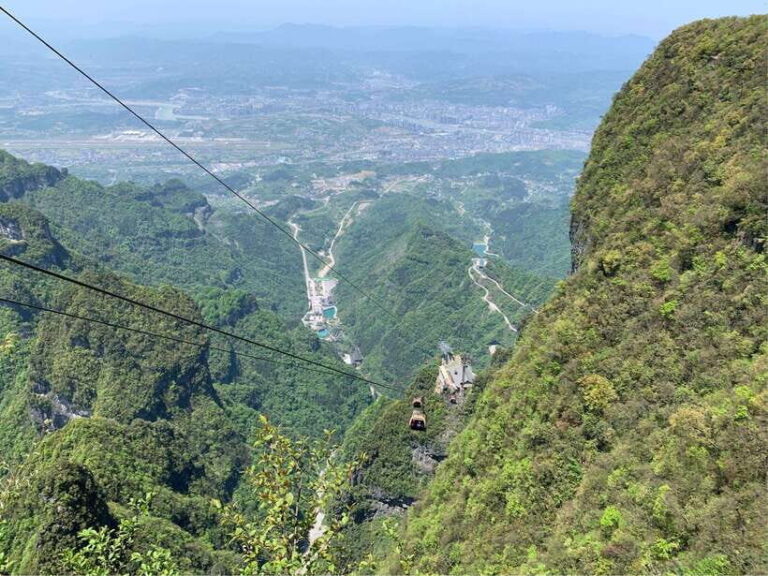 Amazing Zhangjiajie Day Tour With Tujia Ethnic Village - Deep Dive into Tujia Culture and Architecture