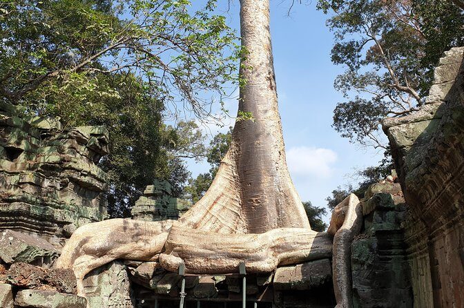 Angkor Wat Full Day Tour in Siem Reap Small-Group - Exploring Bayon Temple