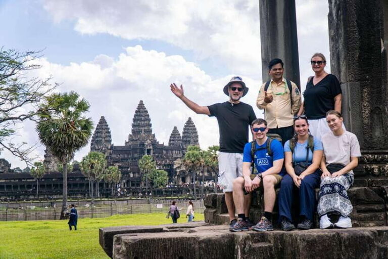 Angkor Wat: Guided Vespa Tour inclusive lunch at local house - The Sum Up