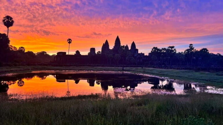 Angkor Wat: Highlights and Sunrise Guided Tour - What to Expect from the Tour